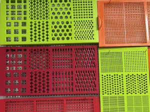 Uncovering 4 Key Advantages of Polyurethane Screen Panels Over Traditional Steel Screens