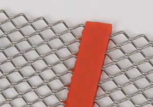 Self-Cleaning Wire Mesh: A Comprehensive Guide to Types, Features, and Industrial Applications